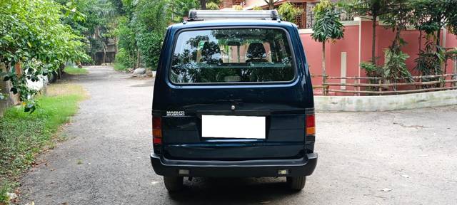 https://images10.gaadi.com/usedcar_image/3700705/original/processed_img2927464__used_car_2927464_1701605271.jpg?imwidth=6401