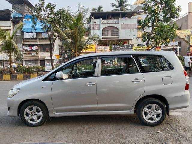 https://images10.gaadi.com/usedcar_image/3700711/original/processed_img2927467__used_car_2927467_1701605476.jpg?imwidth=6402