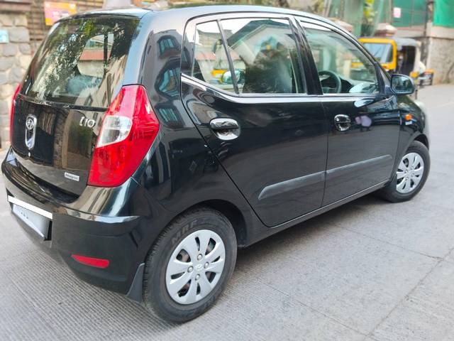 https://images10.gaadi.com/usedcar_image/3700731/original/processed_img2927476__used_car_2927476_1701606307.jpg?imwidth=6401