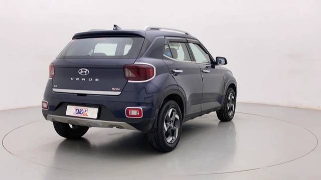 https://images10.gaadi.com/usedcar_image/3700802/original/slot__myTransformedImage.jpeg?imwidth=6400