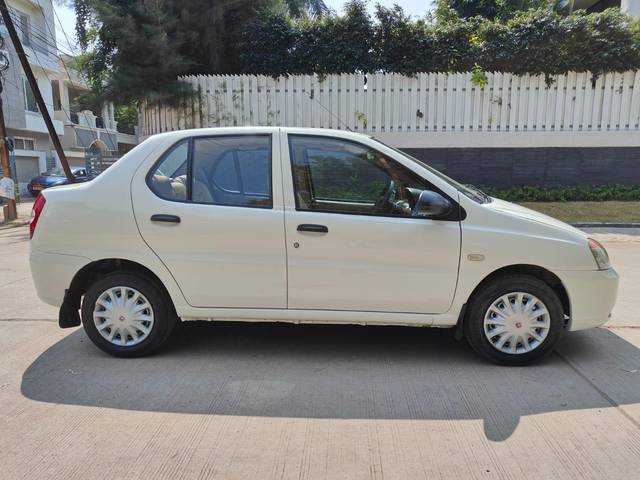 https://images10.gaadi.com/usedcar_image/3700803/original/processed_img2927518__used_car_2927518_1701608097.jpg?imwidth=6401
