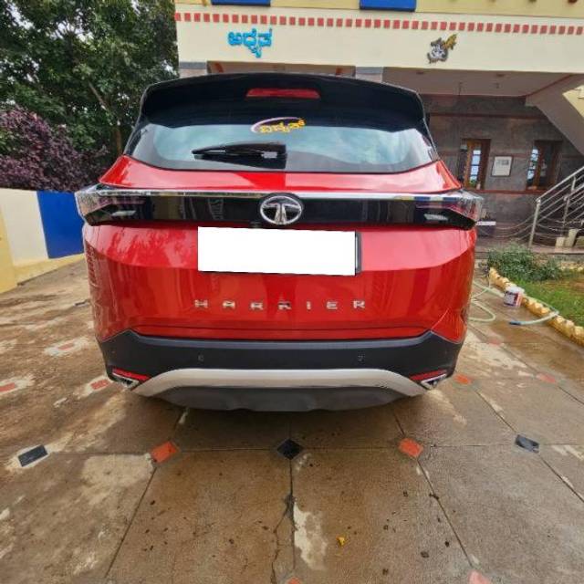 https://images10.gaadi.com/usedcar_image/3700823/original/processed_a1e98a2c-e3d8-49d0-93dc-a86bc4282707.jpg?imwidth=6402