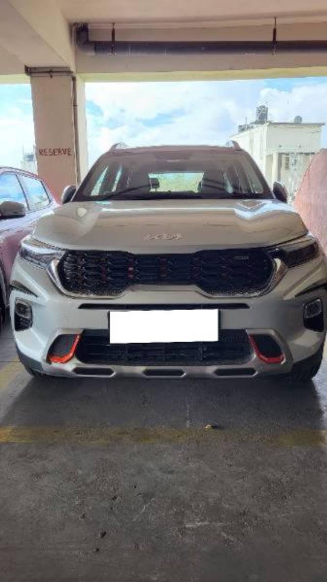 https://images10.gaadi.com/usedcar_image/3700979/original/processed_5733c9e3-9e0b-4a2b-9406-0e4b3124a89e.jpg?imwidth=6400