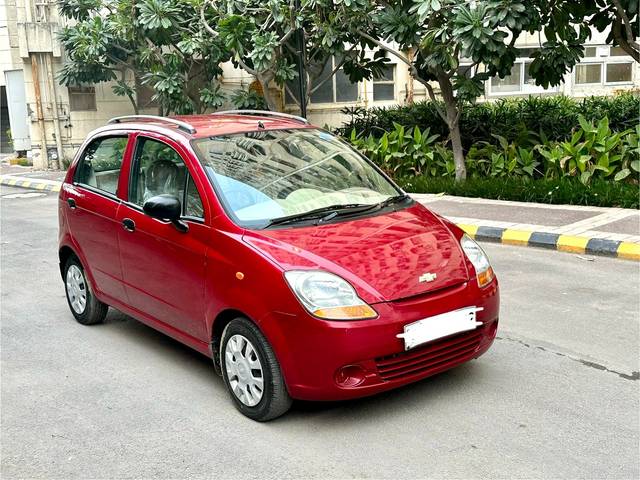https://images10.gaadi.com/usedcar_image/3700983/original/img2927566__used_car_2927566_1701616594.jpg?imwidth=6400