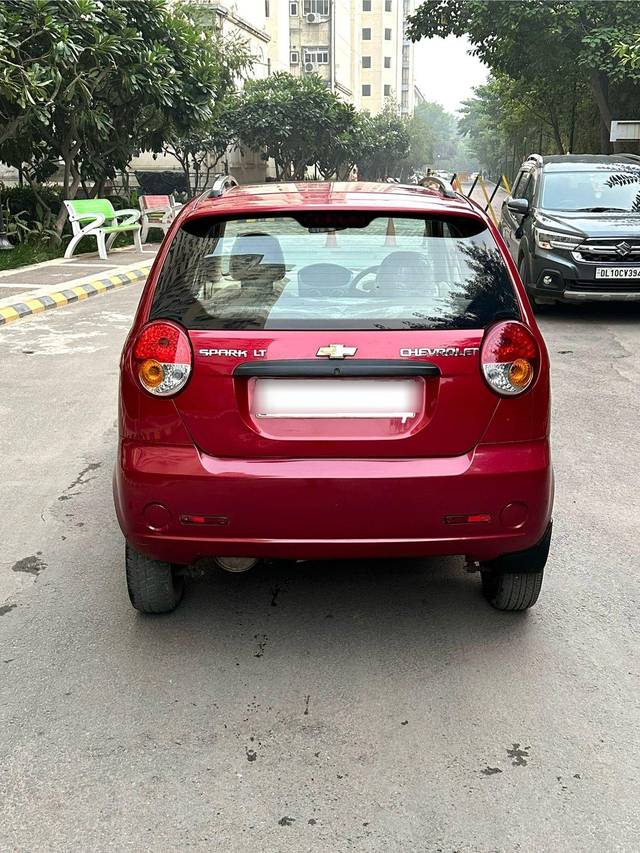 https://images10.gaadi.com/usedcar_image/3700983/original/processed_img2927566__used_car_2927566_1701616586.jpg?imwidth=6402