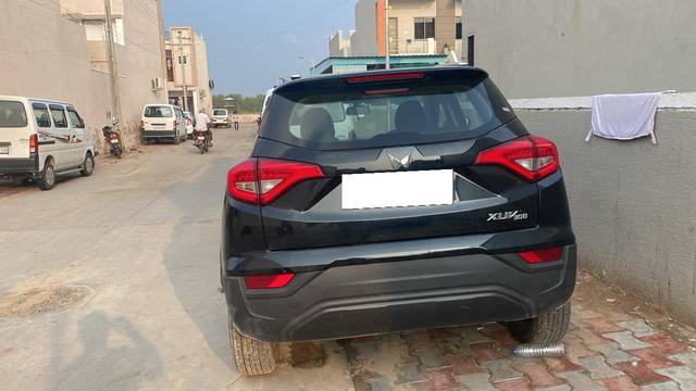 https://images10.gaadi.com/usedcar_image/3701005/original/processed_b940bb5c-6bcf-455c-ac2d-453e26518abf.jpeg?imwidth=6401