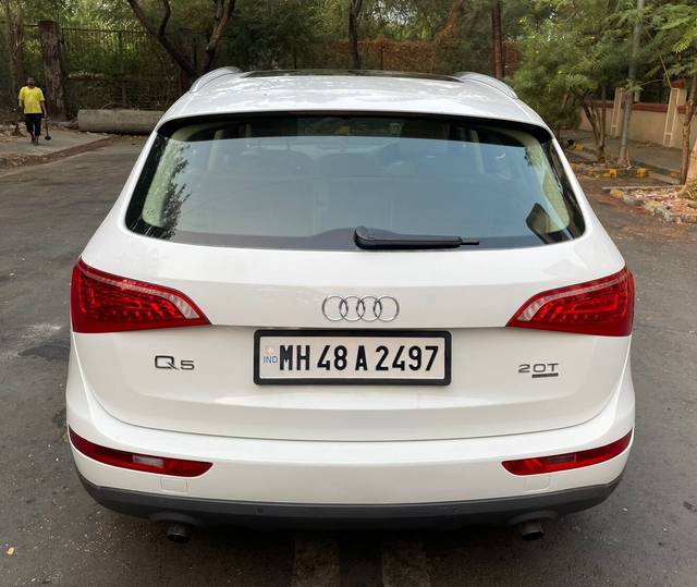 https://images10.gaadi.com/usedcar_image/3701033/original/img3701033__zz1_crop_img_656ffb6011cf2_1701837664.jpg?imwidth=6401