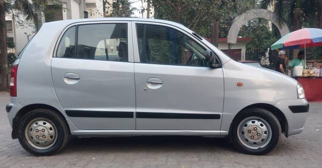 https://images10.gaadi.com/usedcar_image/3701039/original/img2927577__used_car_2927577_1701619385.jpg?imwidth=6401