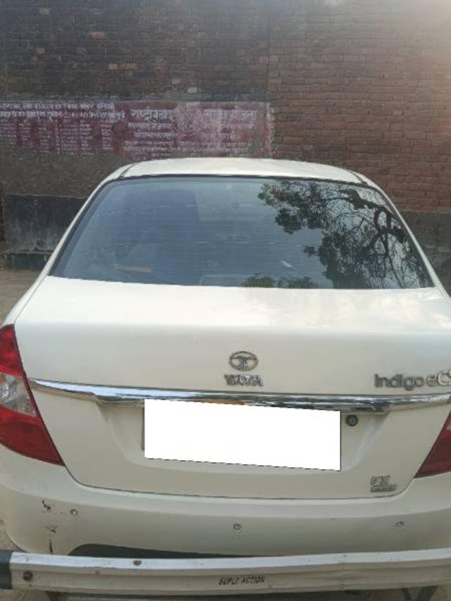 https://images10.gaadi.com/usedcar_image/3701099/original/processed_01d715ee-574b-4dc5-9334-baa32f7aa9f6.jpg?imwidth=6402
