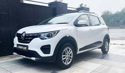 Renault Triber RXT Renault Triber RXT