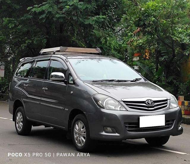 https://images10.gaadi.com/usedcar_image/3701258/original/processed_img2927597__usedcar_whatsappimage2023_12_03at170237_79661701653572_1701654021.jpeg?imwidth=6400