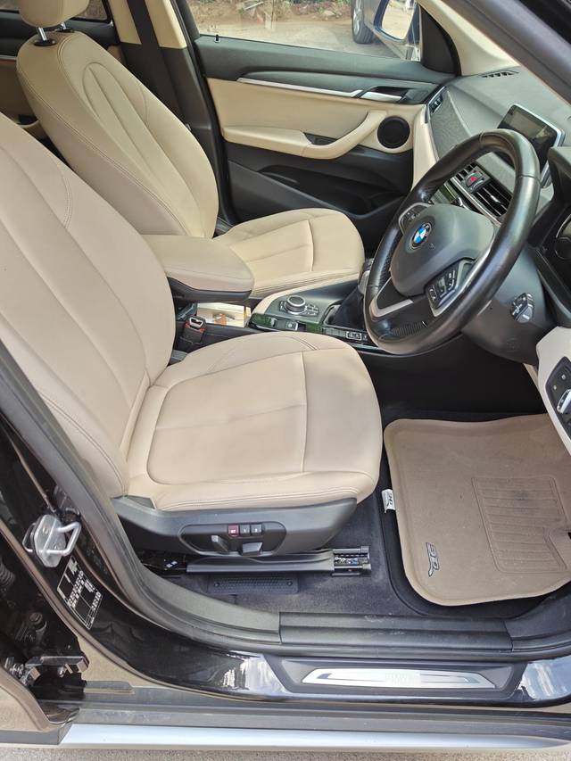 https://images10.gaadi.com/usedcar_image/3701350/original/img2927615__usedcar_a0013f37_c47e_47b2_9dfd_860bb651db23_56971701664288_1701664400.jpeg?imwidth=6402