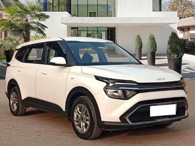 https://images10.gaadi.com/usedcar_image/3701352/original/processed_img2927616__used_car_2927616_1701664885.jpg?imwidth=6400