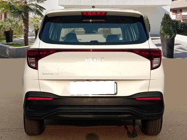 https://images10.gaadi.com/usedcar_image/3701352/original/processed_img2927616__used_car_2927616_1701664899.jpg?imwidth=6402