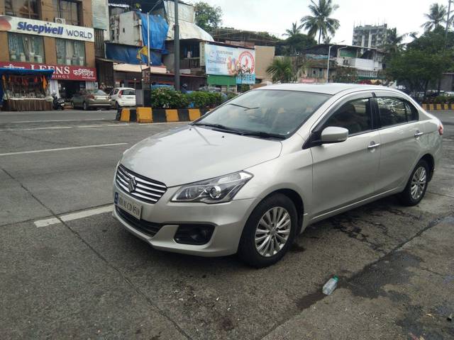 https://images10.gaadi.com/usedcar_image/3701452/original/processed_img2927651__used_car_2927651_1701670120.jpg?imwidth=6401