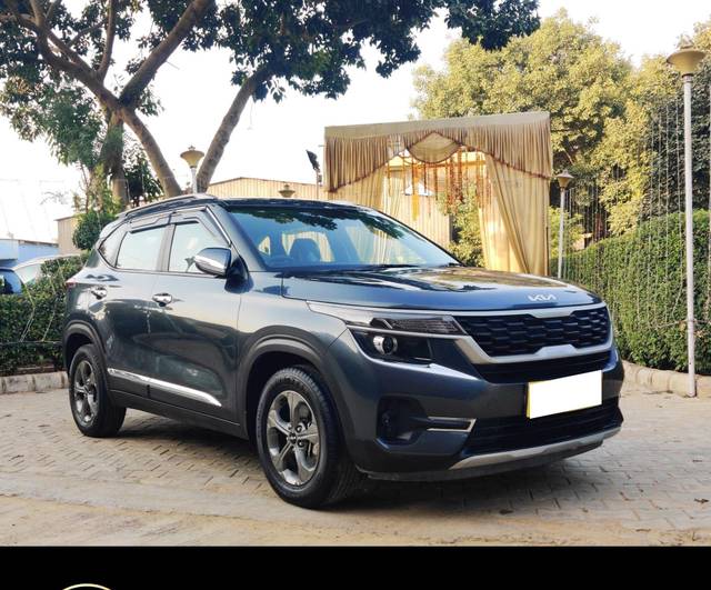 https://images10.gaadi.com/usedcar_image/3701468/original/processed_img2927658__used_car_2927658_1701689689.jpg?imwidth=6400