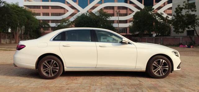 https://images10.gaadi.com/usedcar_image/3701471/original/img2927661__used_car_2927661_1701671116.jpg?imwidth=6401