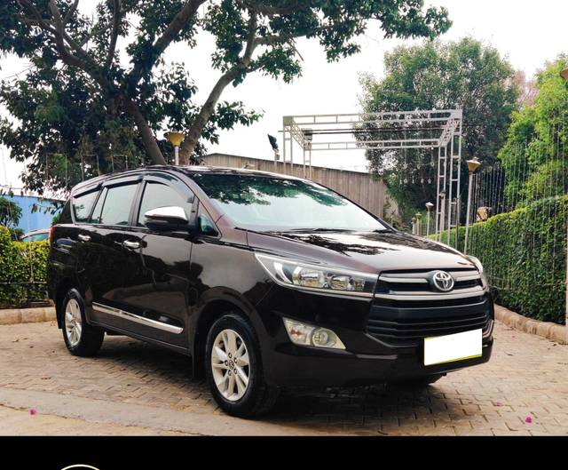 https://images10.gaadi.com/usedcar_image/3701479/original/processed_img2927667__used_car_2927667_1701689610.jpg?imwidth=6400
