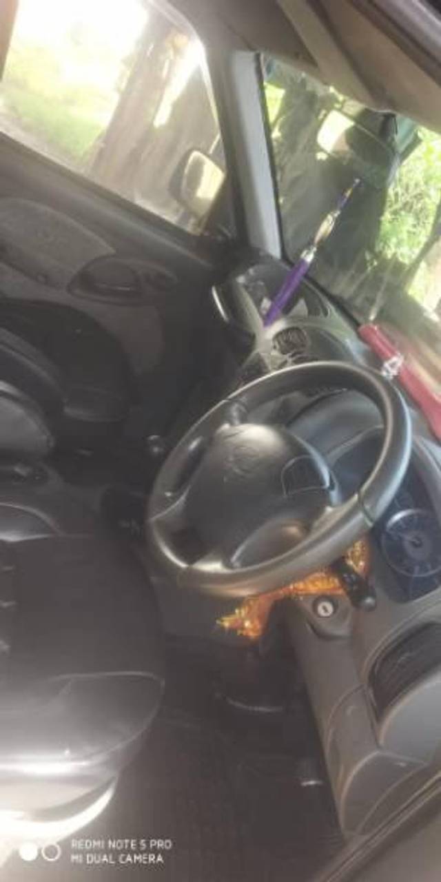 https://images10.gaadi.com/usedcar_image/3701587/original/processed_fd1a040b-3095-4448-b9f1-4487ff035229.jpg?imwidth=6402