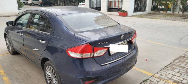 https://images10.gaadi.com/usedcar_image/3701627/original/processed_80d51296-571f-4afa-b55b-1a2e8c7f68ea.jpg?imwidth=6401