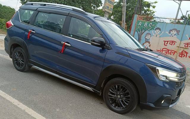 https://images10.gaadi.com/usedcar_image/3701766/original/processed_img2927833__used_car_2927833_1701680428.jpg?imwidth=6400