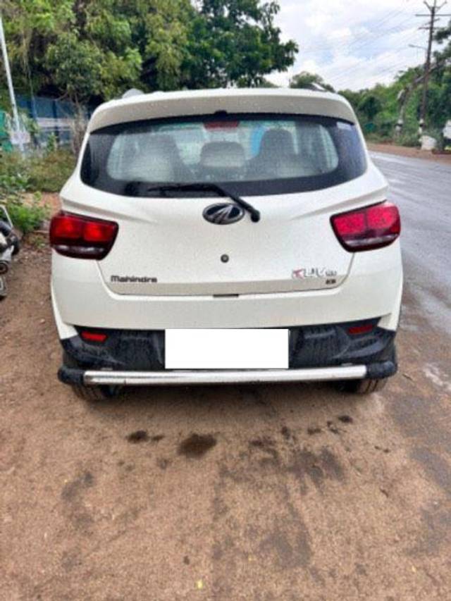 https://images10.gaadi.com/usedcar_image/3701831/original/processed_49a429aa-0a39-4c89-a201-86016e9e3107.jpeg?imwidth=6401
