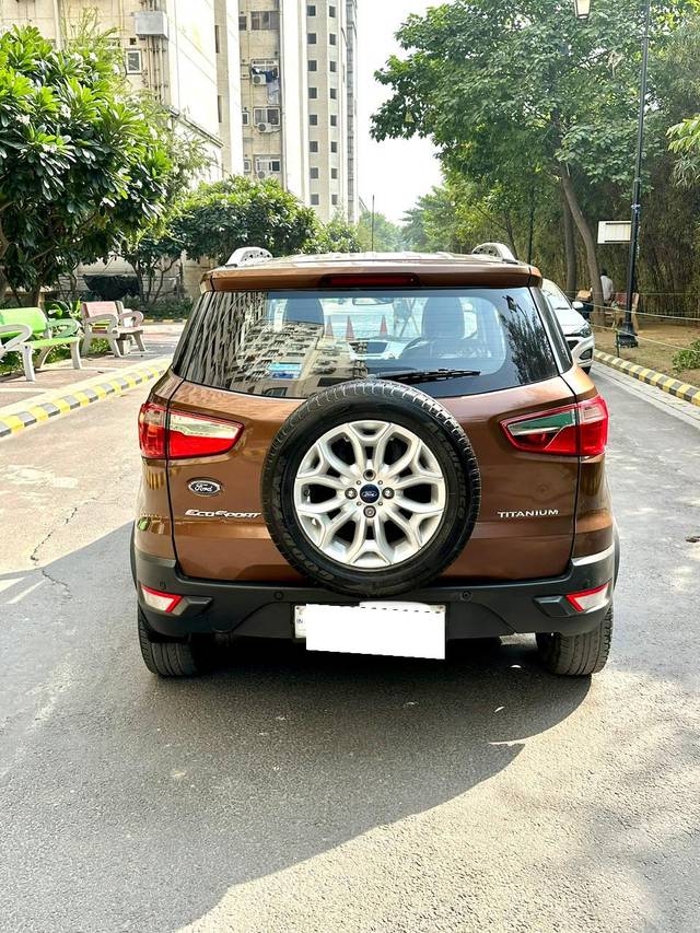 https://images10.gaadi.com/usedcar_image/3701842/original/processed_img2927875__used_car_2927875_1701682604.jpg?imwidth=6401
