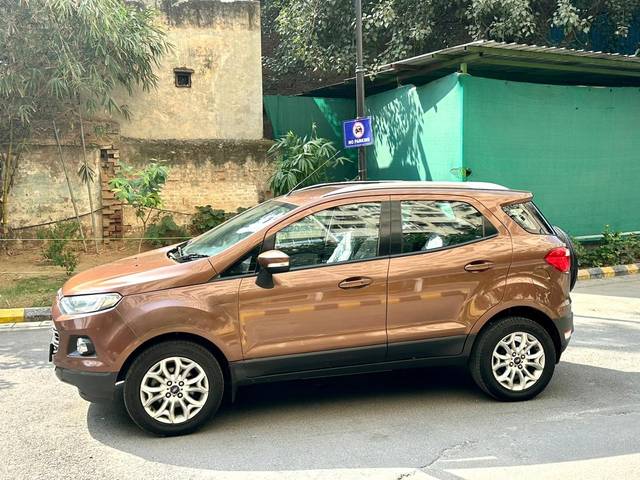 https://images10.gaadi.com/usedcar_image/3701842/original/processed_img2927875__used_car_2927875_1701682620.jpg?imwidth=6402