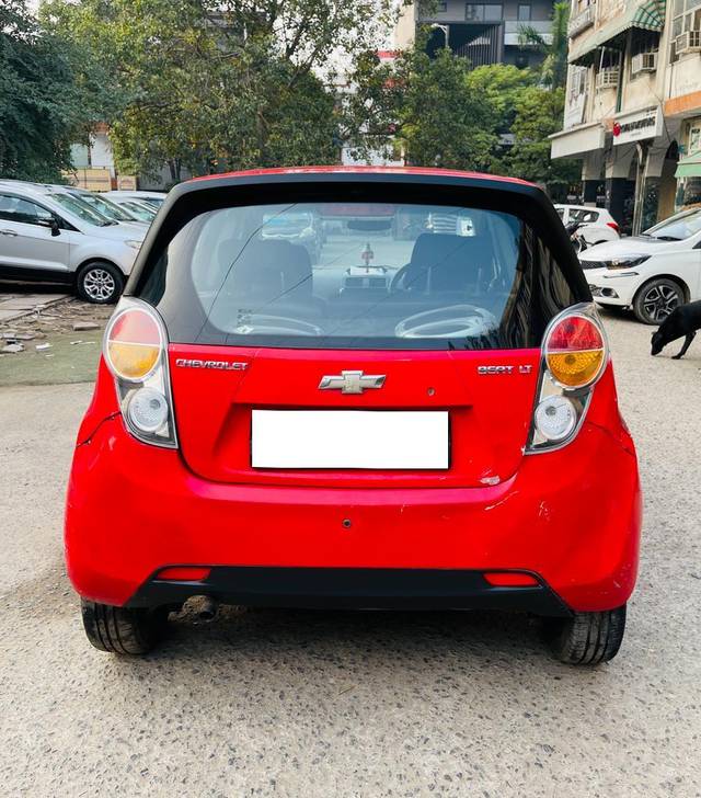 https://images10.gaadi.com/usedcar_image/3701844/original/processed_img2927876__used_car_2927876_1701682655.jpg?imwidth=6401