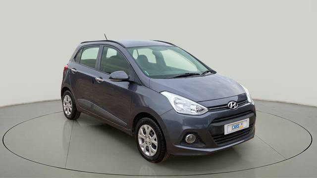 https://images10.gaadi.com/usedcar_image/3701865/original/slot__1-7-Exterior-11962658764-f9122a5cb2c34f1094eafb1fbfbf5137-Exterior-7.jpg?imwidth=6400