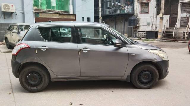 https://images10.gaadi.com/usedcar_image/3701923/original/processed_img2927903__used_car_2927903_1701685853.jpg?imwidth=6401