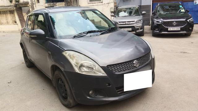 https://images10.gaadi.com/usedcar_image/3701923/original/processed_img2927903__used_car_2927903_1701685858.jpg?imwidth=6400