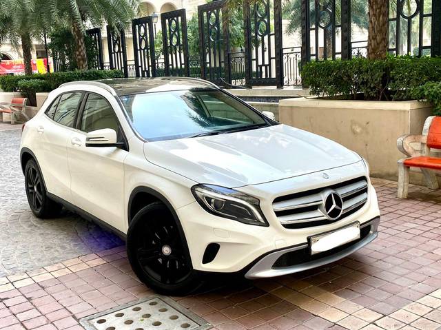 https://images10.gaadi.com/usedcar_image/3702021/original/processed_img2927952__used_car_2927952_1701688642.jpg?imwidth=6400