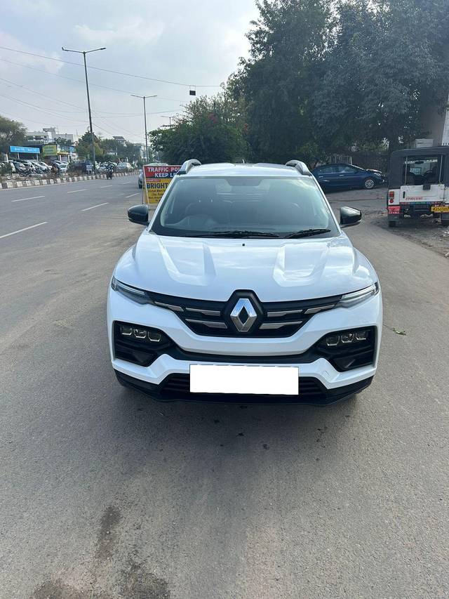 https://images10.gaadi.com/usedcar_image/3702030/original/processed_img2927957__used_car_2927957_1701689029.jpg?imwidth=6401