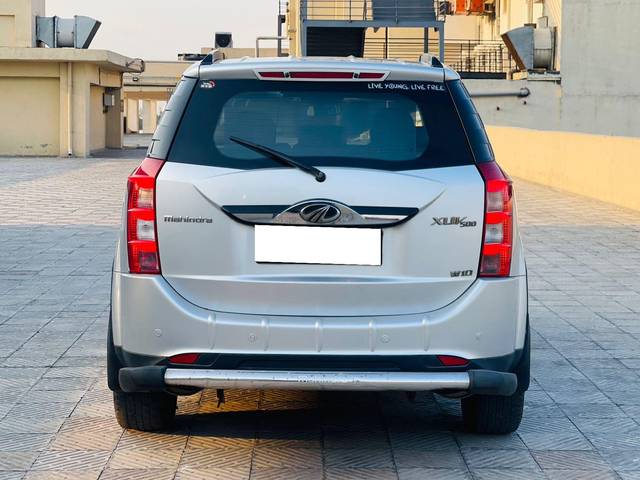 https://images10.gaadi.com/usedcar_image/3702115/original/processed_img2928021__used_car_2928021_1701690931.jpg?imwidth=6402