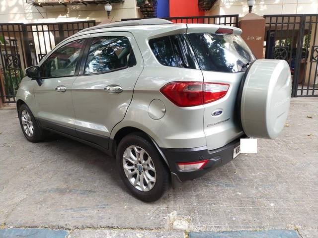 https://images10.gaadi.com/usedcar_image/3702121/original/processed_img2928023__usedcar_img_20231202_wa0028_11281701690772_1701690790.jpg?imwidth=6402