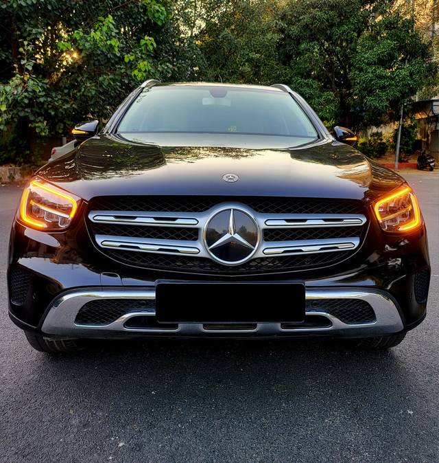 https://images10.gaadi.com/usedcar_image/3702124/original/img2928026__used_car_2928026_1701691211.jpg?imwidth=6401
