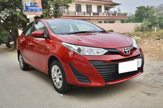https://images10.gaadi.com/usedcar_image/3702242/original/processed_img2928090__used_car_2928090_1701695322.jpg?imwidth=6400