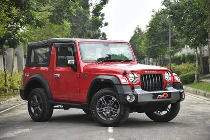 Mahindra Thar LX 4-Str Convert Top AT BSVI Mahindra Thar LX 4-Str Convert Top AT BSVI