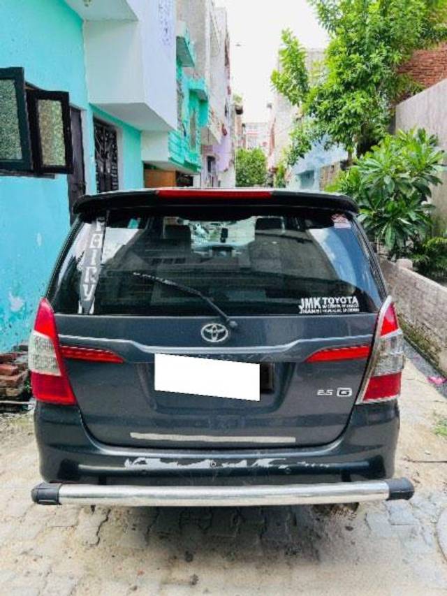 https://images10.gaadi.com/usedcar_image/3702282/original/processed_bc763527-7a04-4000-ab1b-0823dc666e7a.jpeg?imwidth=6401
