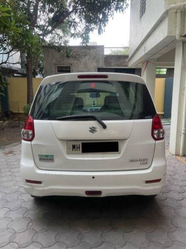 https://images10.gaadi.com/usedcar_image/3702291/original/processed_ccf72712-1eef-4a75-9ce9-d7190d5f9d15.jpeg?imwidth=6401