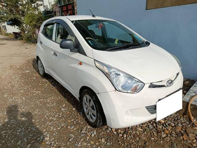 https://images10.gaadi.com/usedcar_image/3702319/original/processed_1ada610a-d0ca-4ac6-921b-000c74a0d9b1.jpg?imwidth=6400
