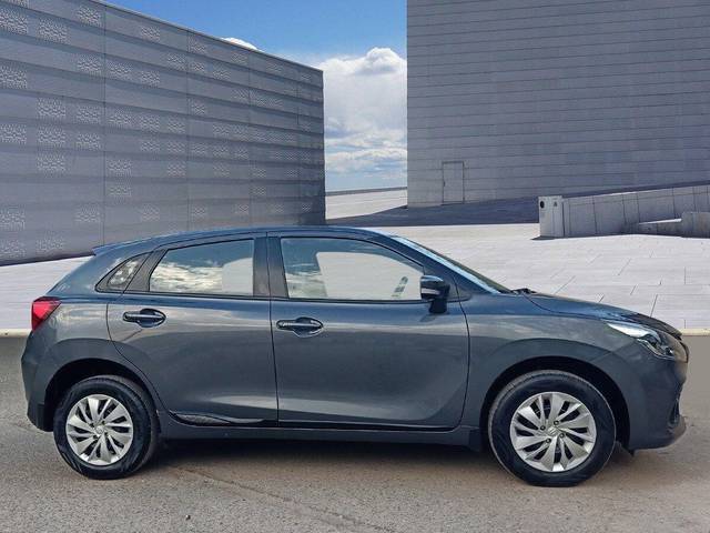 https://images10.gaadi.com/usedcar_image/3702328/original/processed_img2928119__used_car_2928119_1701699569.jpg?imwidth=6401
