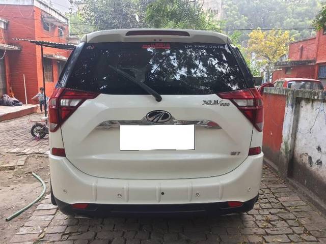 https://images10.gaadi.com/usedcar_image/3702374/original/processed_73960cfe-f04e-407c-af0e-44630c6bbe7a.jpg?imwidth=6401