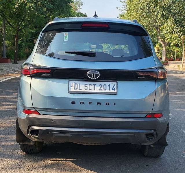 https://images10.gaadi.com/usedcar_image/3702430/original/img3702430__zz1_crop_img_657037a08ef83_1701853088.jpg?imwidth=6402