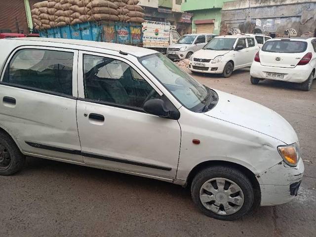 https://images10.gaadi.com/usedcar_image/3702438/original/processed_38aa1c0b-dc0b-4b82-a055-b9e8a8efa359.jpg?imwidth=6401