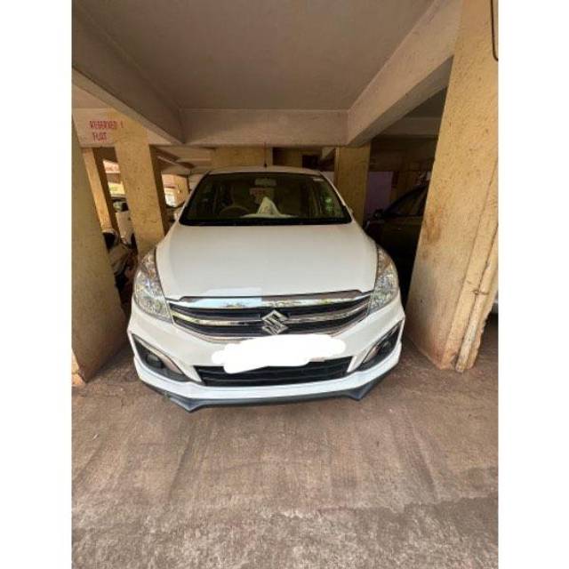 https://images10.gaadi.com/usedcar_image/3702608/original/processed_31421038-547c-45d5-b7fb-187d05eab996.jpeg?imwidth=6402