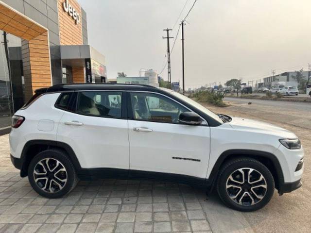 https://images10.gaadi.com/usedcar_image/3702638/original/processed_processed_03510ea9-1e98-4c4e-a3f7-330042311973.jpeg?imwidth=6401