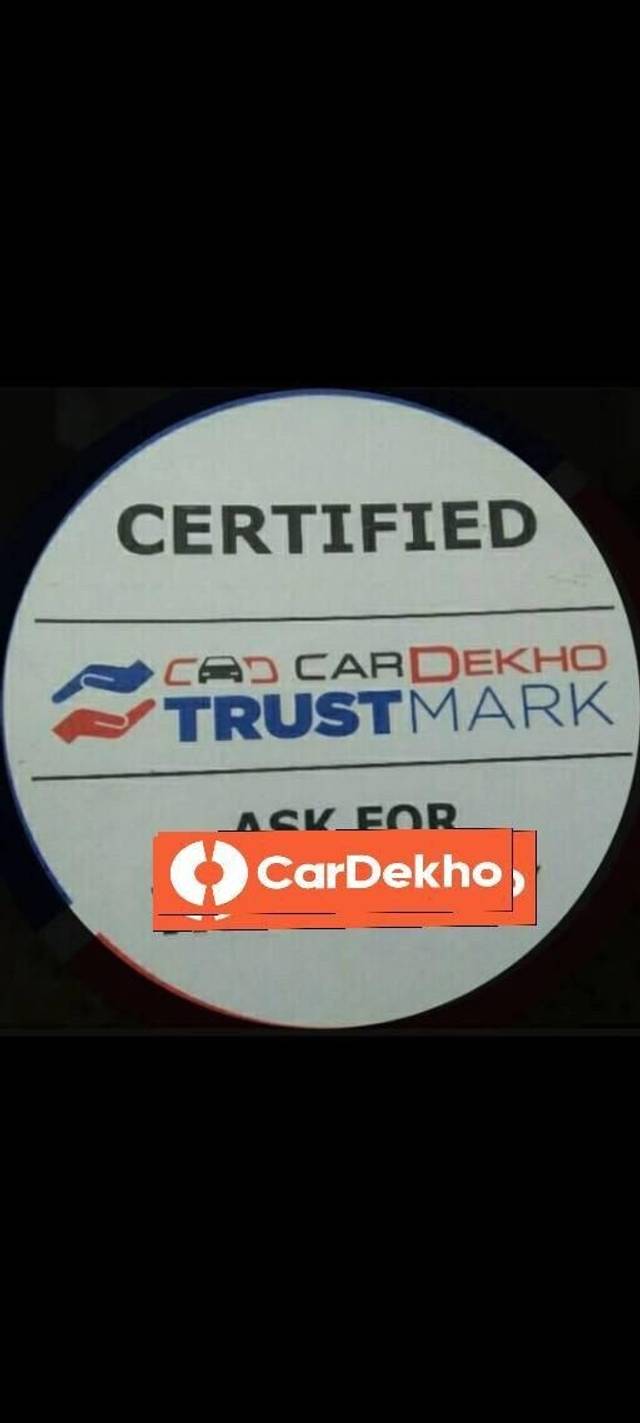 https://images10.gaadi.com/usedcar_image/3702647/original/img2928152__used_car_2928152_1701723647.png?imwidth=6401