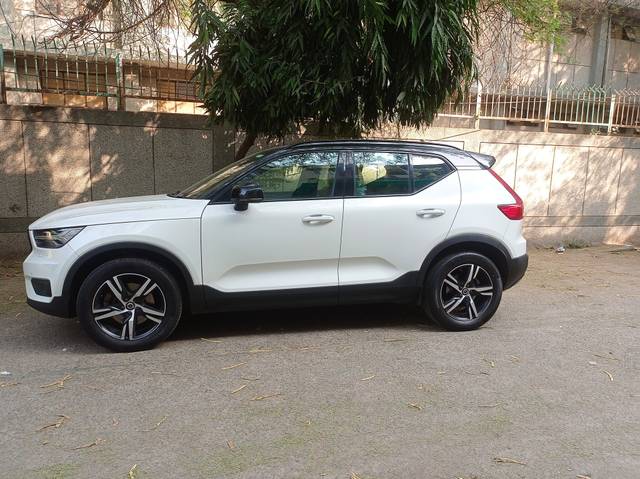 https://images10.gaadi.com/usedcar_image/3702792/original/img2928178__used_car_2928178_1701756495.jpg?imwidth=6402